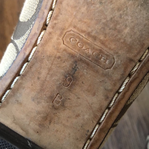 Vintage Coach loafers, gold/brown with gold hardware, size 9 - Picture 15 of 15